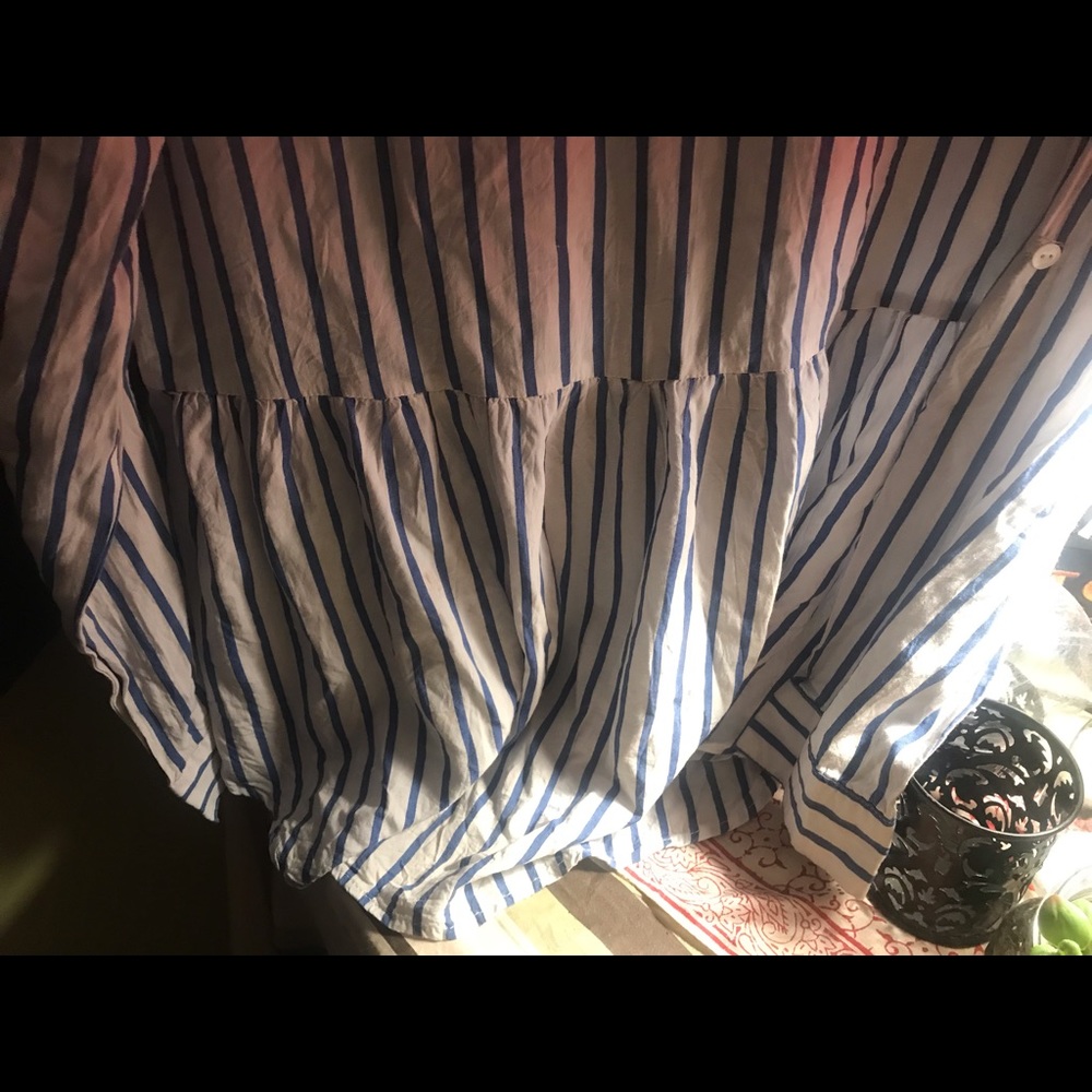 Striped button down blouse - Picture 2 of 8